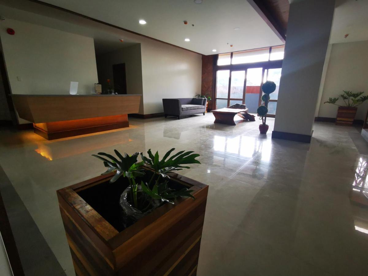 באגויו Soleo Inn מראה חיצוני תמונה